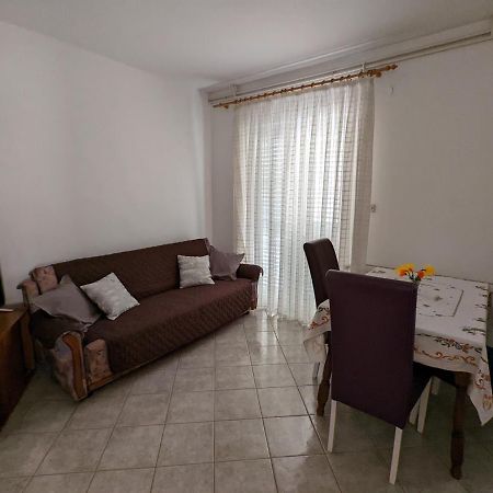Apartment Bracic Водице Екстериор снимка