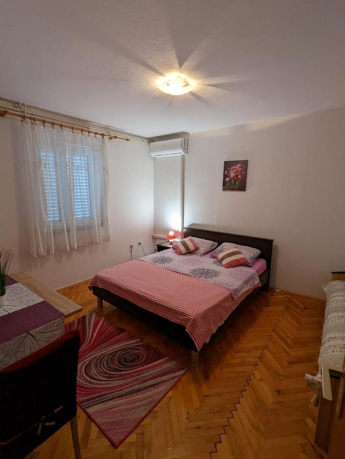 Apartment Bracic Водице Екстериор снимка