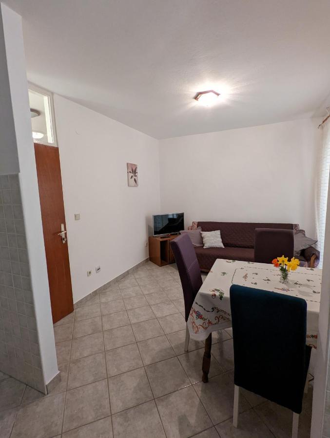 Apartment Bracic Водице Екстериор снимка
