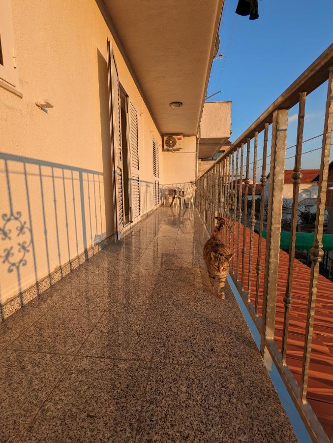 Apartment Bracic Водице Екстериор снимка