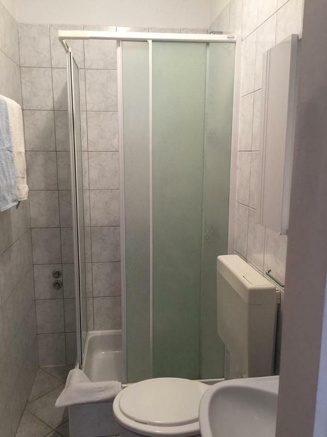 Apartment Bracic Водице Екстериор снимка